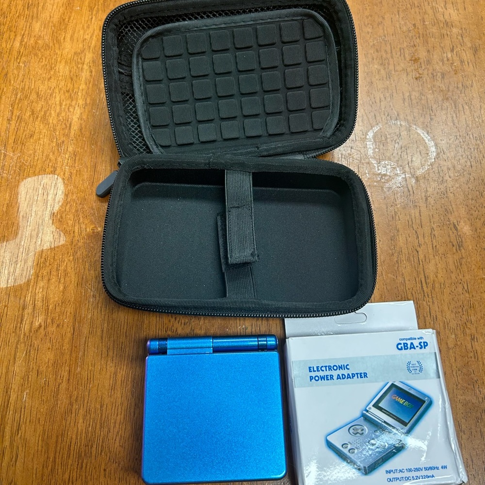 Gameboy Advance SP new display - Picture 3 of 4